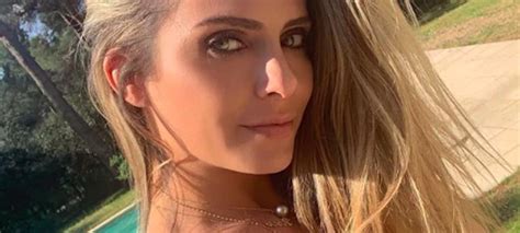 VIDÉOS DE SEXE ET PORNO DE CLARA MORGANE.
